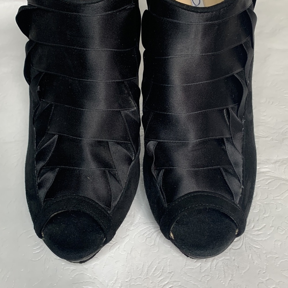 Oscar de la Renta‎ Suede & Satin Peep Toe Booties - Picture 5 of 8